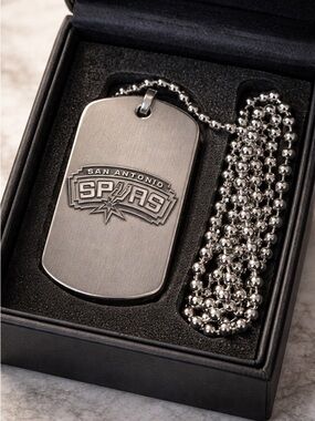 San Antonio Spurs Stainless Steel Dog Tag Necklace - Silver